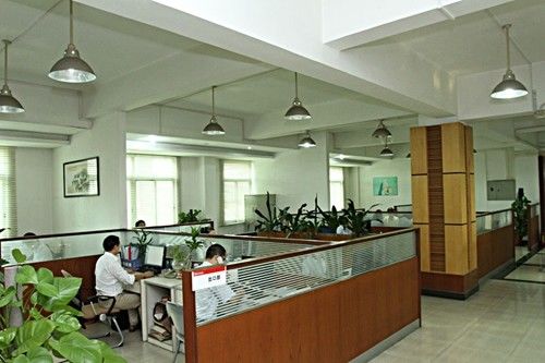 Laminated Santos Rosewood Wood Veneer Crown Grain Thickness Can Be Customized 0.15-1.8mm For For Cabinet Face