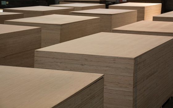 Top A Engineered Wood Veneer Washed Black Appricot Crown Grain Dark Color For Hotel Cabinet Decoration