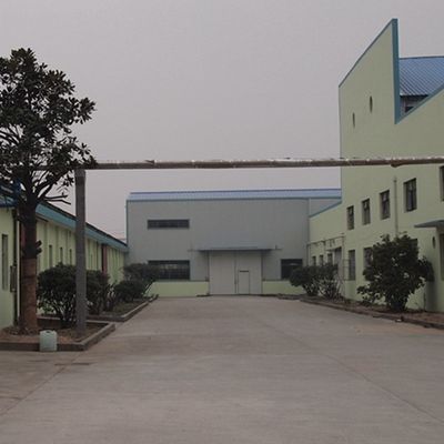 China Manufacturer Lengthened Size Of Reconstituted Ledar Wood Veneer Vertical Grain H1002 For Furniture Of Good Price