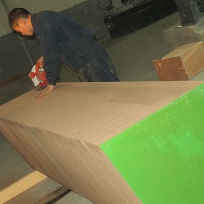 High End Custom Engineered Wood Veneer Lattice Texture Lengthened Size For Hotel Decoration
