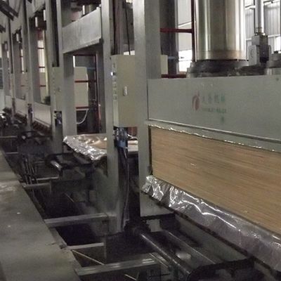 Reconstituted Black Walnut Wood Veneer X023 Straight Grain For Cabinet Face