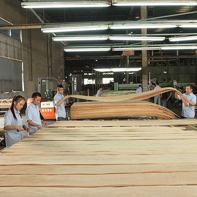 America Red Oak Natural Wood Veneer Slice Cut 0.5mm Thickness For Cabinet And Door Face