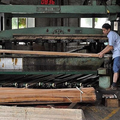 American Natural Walnut Wood Veneer Quarter Cut Straight Grain For High Class Furniture Making Fsc China Manufacturer