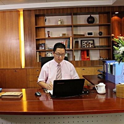 Red Color 2500-3100mm Engineered Wood Veneer For Furniture